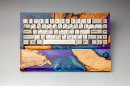 gwŷdd65 Epoxy Resin Edition Keyboard Kit (USD$900)